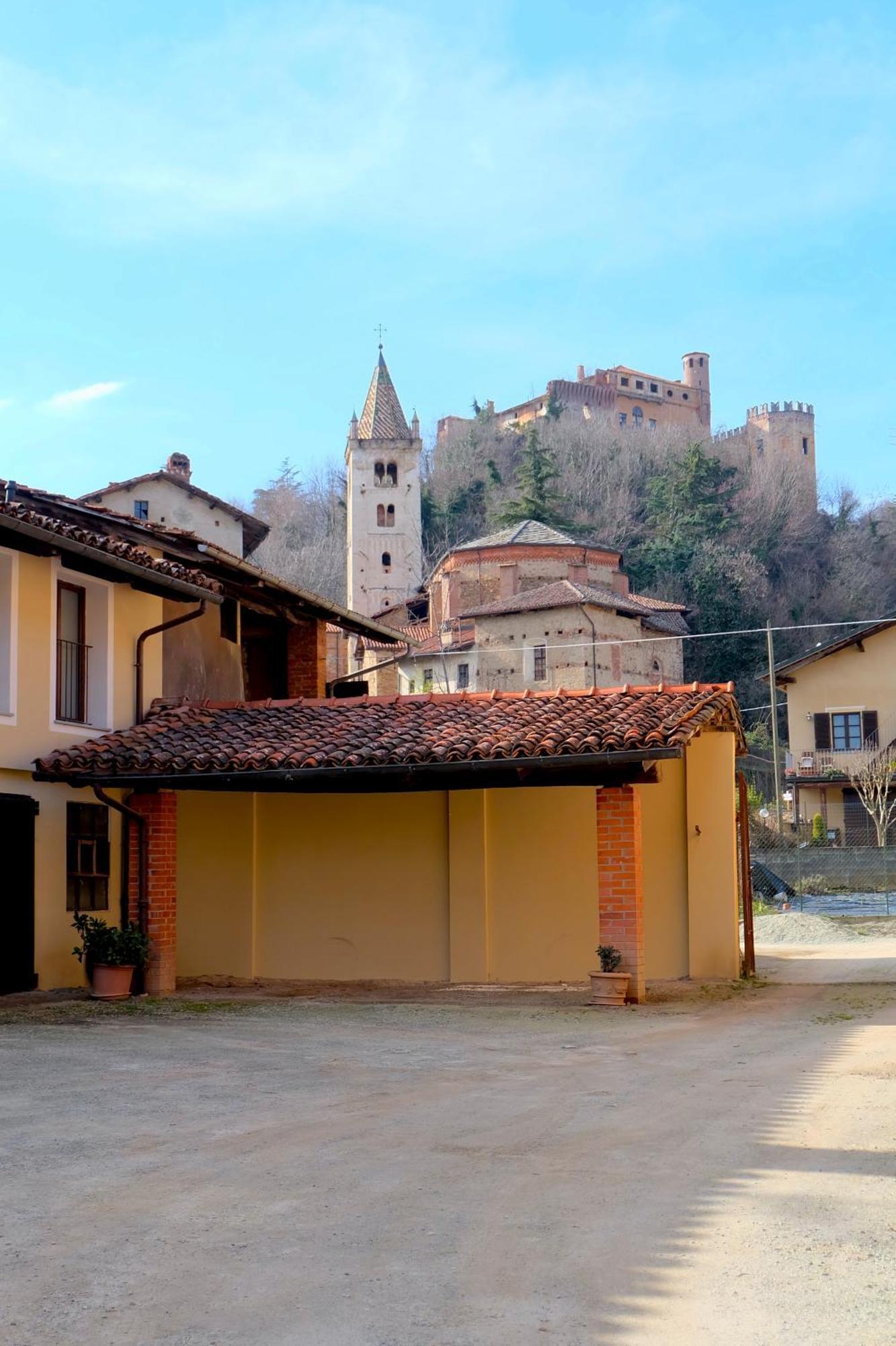La Ghiacciaia Aparthotel Verzuolo Exterior photo