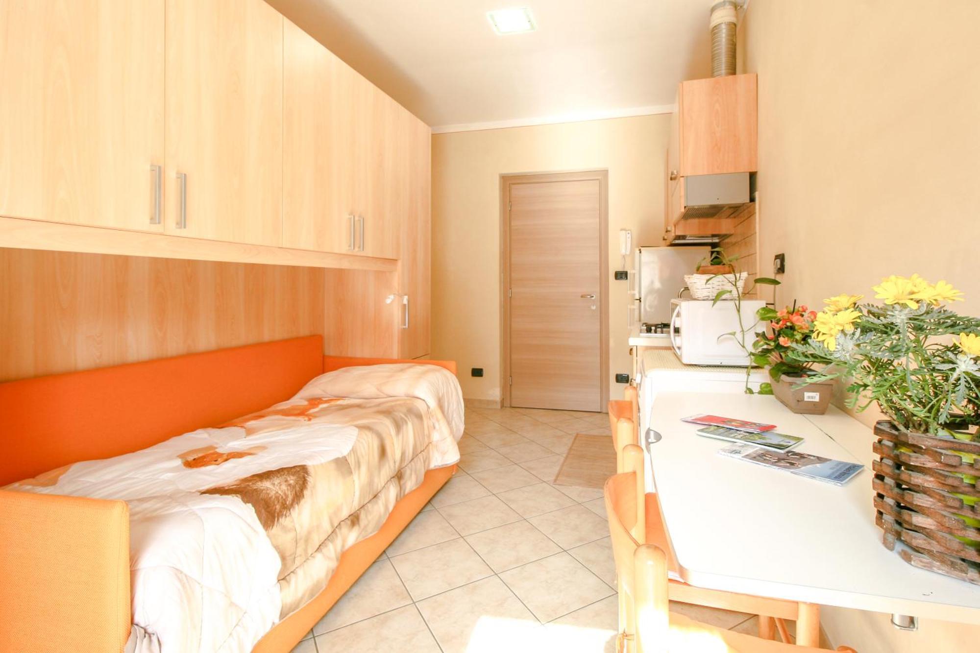 La Ghiacciaia Aparthotel Verzuolo Exterior photo
